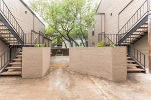 706 W 24th St, Austin, TX 78705 - Photo 20