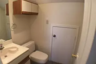 706 W 24th St, Austin, TX 78705 - Photo 8