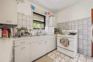 1401 Kirkwood Rd, Austin, TX 78722 - Photo 10
