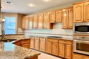 2518 Vestavia Ridge Ln, Cedar Park, TX 78613 - Photo 4