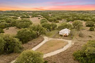 3026 Pursley Rd, Dripping Springs, TX 78620 - Photo 24