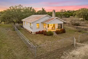 3026 Pursley Rd, Dripping Springs, TX 78620 - Photo 20