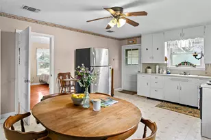 3026 Pursley Rd, Dripping Springs, TX 78620 - Photo 12