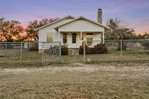 3026 Pursley Rd, Dripping Springs, TX 78620 - Photo 2