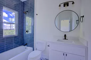 2005 Uphill Ln, Austin, TX 78741 - Photo 28
