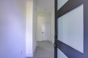 2005 Uphill Ln, Austin, TX 78741 - Photo 6