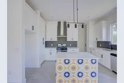 2005 Uphill Lane #A, Austin, TX 78741 - Photo 8