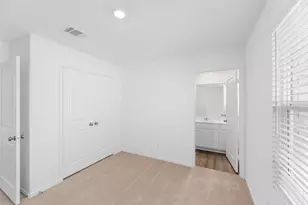 627 Waterway Ave, Hutto, TX 78634 - Photo 30