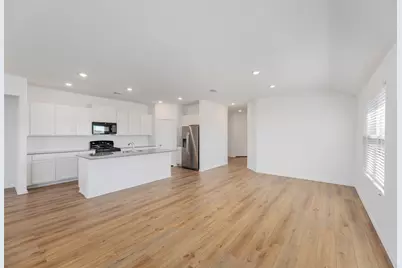 627 Waterway Avenue, Hutto, TX 78634 - Photo 10