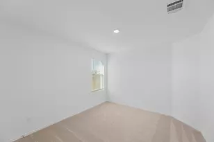 627 Waterway Ave, Hutto, TX 78634 - Photo 26