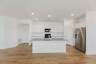 627 Waterway Ave, Hutto, TX 78634 - Photo 12