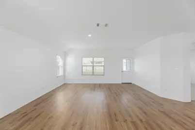 627 Waterway Avenue, Hutto, TX 78634 - Photo 8