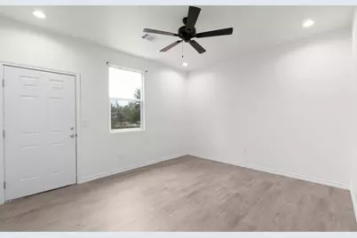 830 Waco Street #1-10, Kingsland, TX 78639 - Photo 26