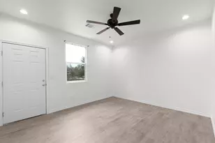 830 Waco St, Kingsland, TX 78639 - Photo 26