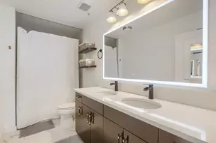 360 Nueces St, Austin, TX 78701 - Photo 8