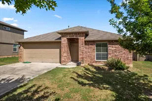376 Musgrav Ave, Kyle, TX 78640 - Photo 2