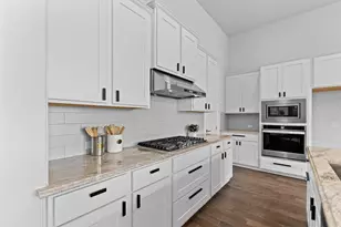 1721 Cotton Farm Trl, Leander, TX 78641 - Photo 16