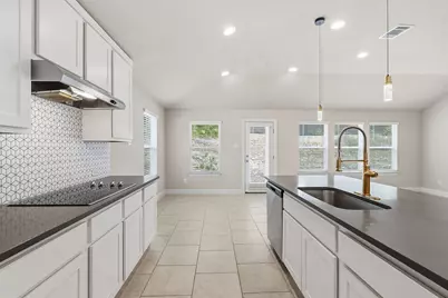 21204 Diamond Cove, Lago Vista, TX 78645 - Photo 8