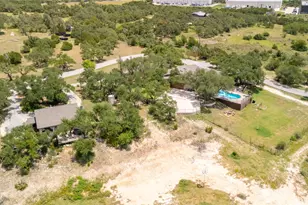 110 Longhorn Ln, Dripping Springs, TX 78620 - Photo 34