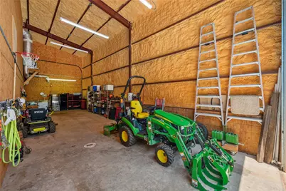 136 Red Fox Lane, Bastrop, TX 78602 - Photo 18