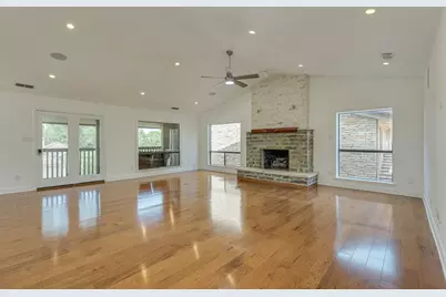 103 Crescent Bluff, Lakeway, TX 78734 - Photo 10