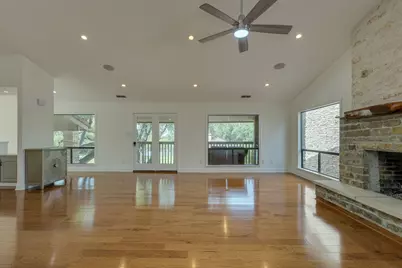 103 Crescent Bluff, Lakeway, TX 78734 - Photo 8