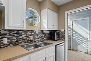 3111 Tom Green St, Austin, TX 78705 - Photo 4
