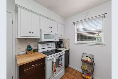 1600 W State Highway 29, Bertram, TX 78605 - Photo 8