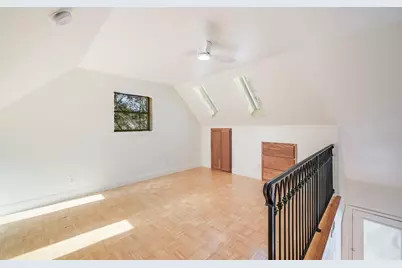 302 Lago Verde Road, Lakeway, TX 78734 - Photo 10