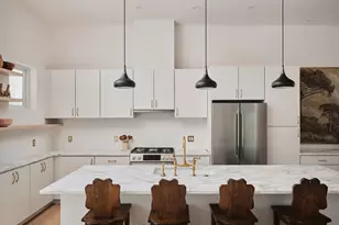 2300 Enfield Rd, Austin, TX 78703 - Photo 2