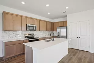 480 Josey Wales Dr, Jarrell, TX 76537 - Photo 4