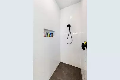 8204 Orizzonte Street, Austin, TX 78744 - Photo 32