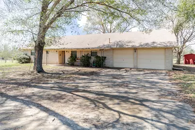 182 Norma Jean Boulevard, Smithville, TX 78957 - Photo 2