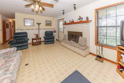 182 Norma Jean Boulevard, Smithville, TX 78957 - Photo 14