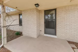 182 Norma Jean Blvd, Smithville, TX 78957 - Photo 4