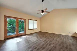 2829 San Gabriel St, Austin, TX 78705 - Photo 18