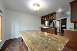 2829 San Gabriel St, Austin, TX 78705 - Photo 6