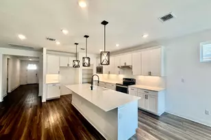 125 Slenderleaf Dr, Marble Falls, TX 78654 - Photo 10