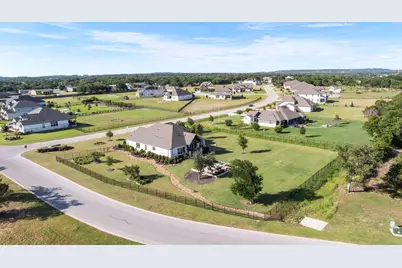 217 Northcrest Drive, Liberty Hill, TX 78642 - Photo 34