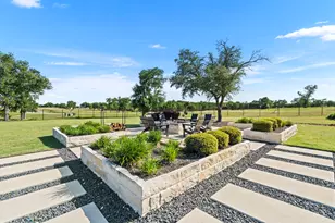 217 Northcrest Dr, Liberty Hill, TX 78642 - Photo 28