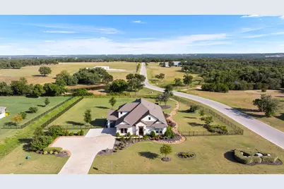 217 Northcrest Drive, Liberty Hill, TX 78642 - Photo 32