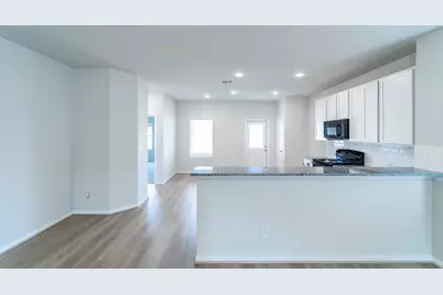 508 Bobcat Creek Drive, Jarrell, TX 76537 - Photo 6