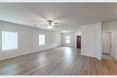 508 Bobcat Creek Drive, Jarrell, TX 76537 - Photo 4