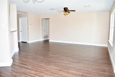 804 Lavaca Loop, Elgin, TX 78621 - Photo 2