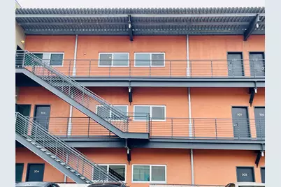 601 E Brushy Street #204, Austin, TX 78702 - Photo 10