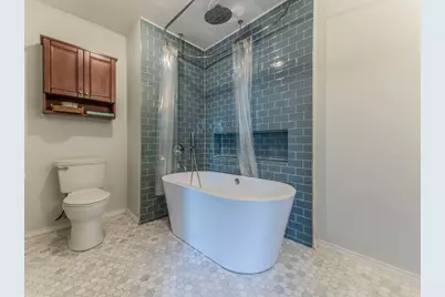 2110 Morley Drive, Austin, TX 78752 - Photo 14