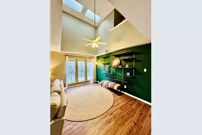 2110 Morley Drive, Austin, TX 78752 - Photo 4