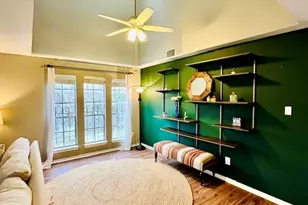 2110 Morley Dr, Austin, TX 78752 - Photo 4