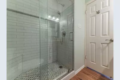 2110 Morley Drive, Austin, TX 78752 - Photo 20