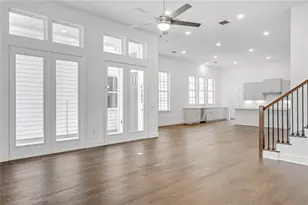 4502 Grassland Dr, Austin, TX 78723 - Photo 4